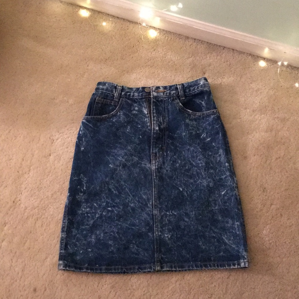 Acid wash denim skirt